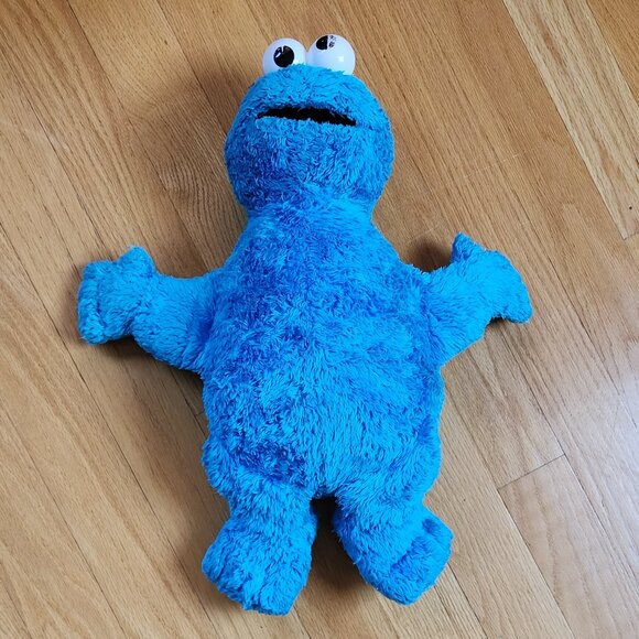 Sesame Street Cookie Monster Stuffed Animal Toy - Picture 5 of 11